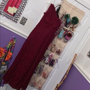 A gorgeous maroon dress !
